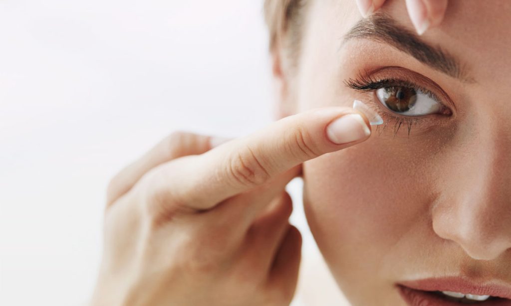 Soft Lens untuk Koreksi Penglihatan
